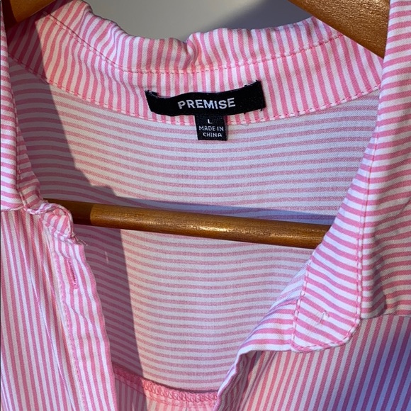 Premise button down sleeveless shirt - Picture 2 of 7